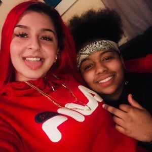 Meet your Posher, Annette